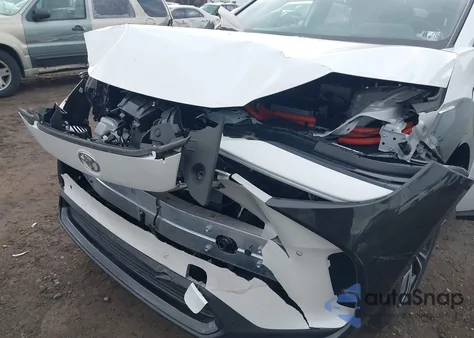 2024 Toyota Bz4X Xle z USA, uszkodzony, nr VIN JTMABACAXRA082562